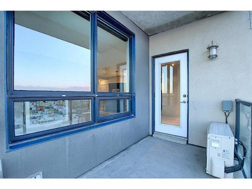 1210-8880 Horton Road Sw, Calgary, AB - Outdoor With Balcony With Exterior