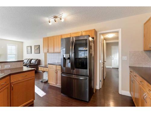 244 Hawkmere View, Chestermere, AB - Indoor Photo Showing Kitchen