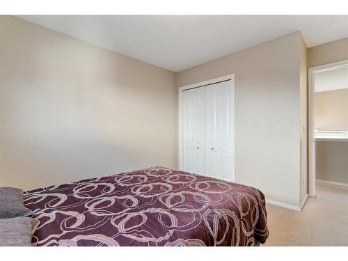 244 Hawkmere View, Chestermere, AB - Indoor Photo Showing Bedroom