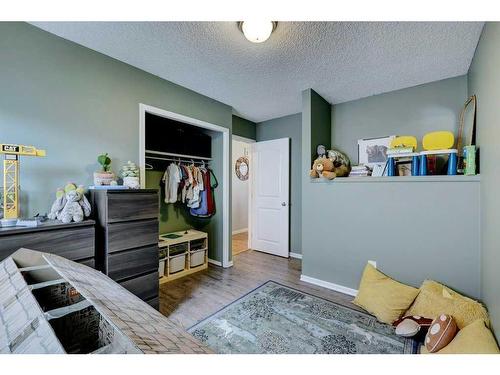 62 Jensen Heights Place Ne, Airdrie, AB - Indoor Photo Showing Bedroom