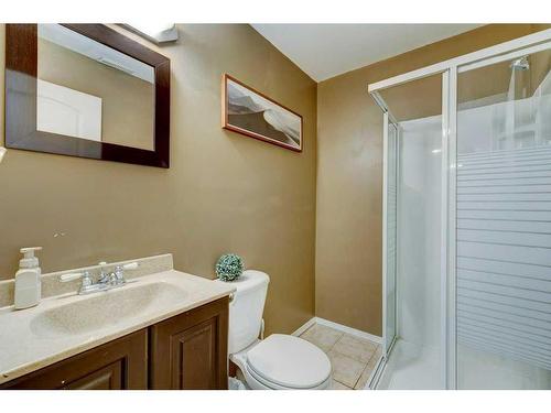 62 Jensen Heights Place Ne, Airdrie, AB - Indoor Photo Showing Bathroom