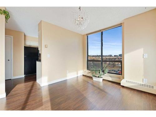 908-80 Point Mckay Crescent Nw, Calgary, AB - Indoor