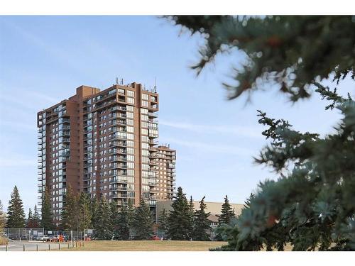 908-80 Point Mckay Crescent Nw, Calgary, AB - Outdoor With Facade