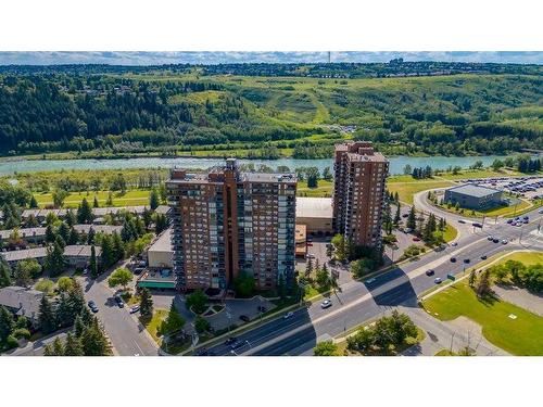 908-80 Point Mckay Crescent Nw, Calgary, AB - Outdoor With View