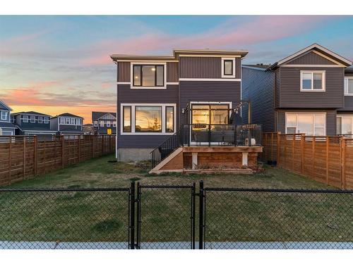 61 Creekstone Square Sw, Calgary, AB - Outdoor