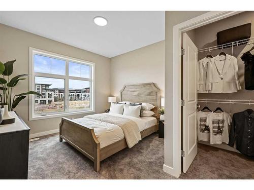 213-595 Mahogany Road Se, Calgary, AB - Indoor Photo Showing Bedroom