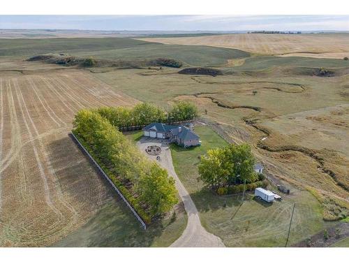 331067 Range Road 234, Rural Kneehill County, AB - Indoor Photo Showing Kitchen