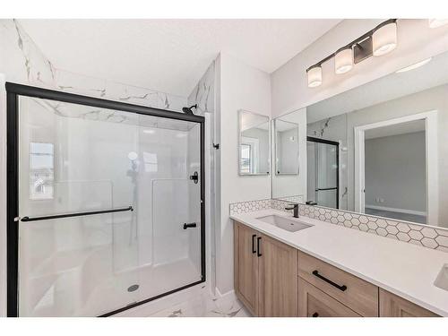 168 Legacy Glen Place Se, Calgary, AB - Indoor Photo Showing Bathroom