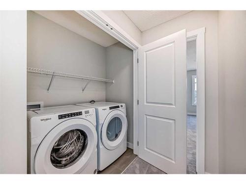 168 Legacy Glen Place Se, Calgary, AB - Indoor Photo Showing Laundry Room