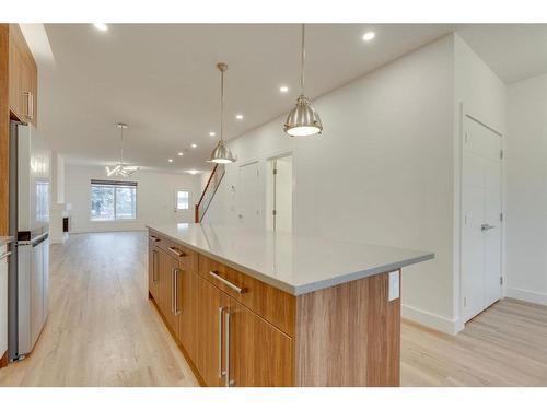 4403 26 Avenue Se, Calgary, AB - Indoor Photo Showing Kitchen With Upgraded Kitchen