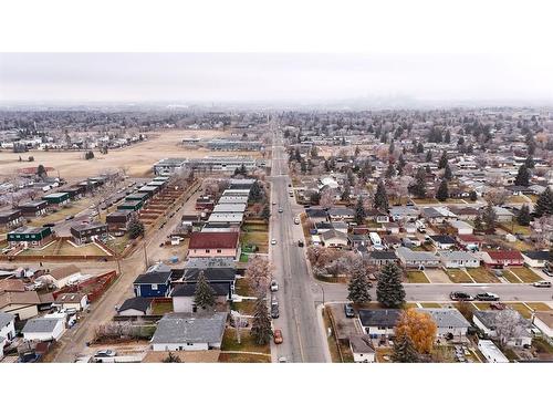 4403 26 Avenue Se, Calgary, AB - Outdoor With View