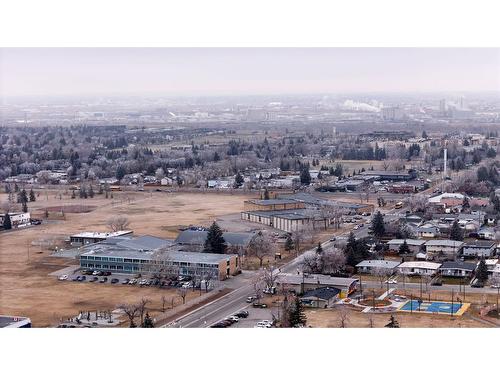 4403 26 Avenue Se, Calgary, AB - Outdoor With View