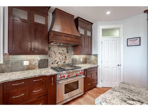 341 Rainbow Falls Way, Chestermere, AB - Indoor Photo Showing Kitchen