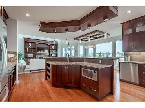 341 Rainbow Falls Way, Chestermere, AB - Indoor Photo Showing Kitchen With Stainless Steel Kitchen With Upgraded Kitchen