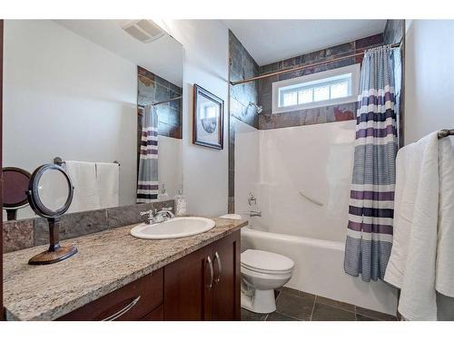 341 Rainbow Falls Way, Chestermere, AB - Indoor Photo Showing Bathroom