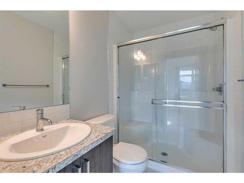 148 Sage Bluff Circle Nw, Calgary, AB - Indoor Photo Showing Bathroom