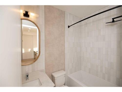 613-330 Dieppe Drive Sw, Calgary, AB - Indoor Photo Showing Bathroom