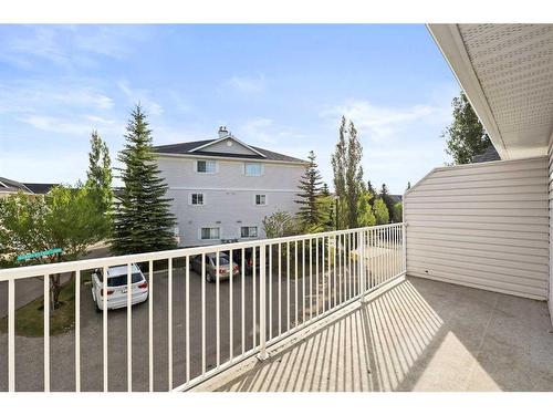 603 Country Village Cape Ne, Calgary, AB - Outdoor With Exterior