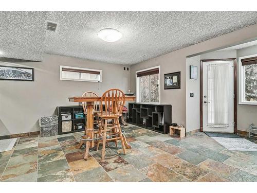 100 Cove Road, Chestermere, AB - Indoor Photo Showing Other Room