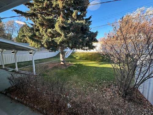 21 Healy Drive Sw, Calgary, AB - Outdoor