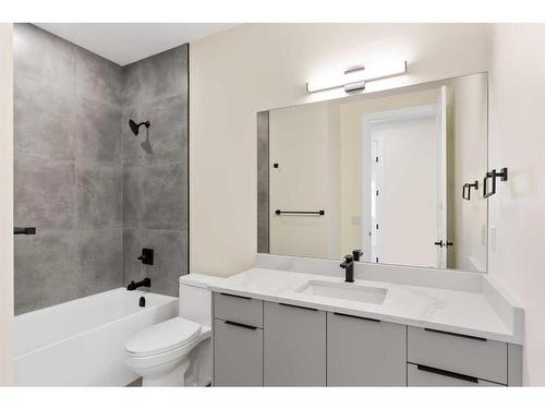 193 South Shore View, Chestermere, AB - Indoor Photo Showing Bathroom