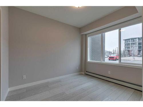 1118-395 Skyview Parkway Ne, Calgary, AB - Indoor Photo Showing Other Room