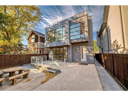 129 10 Avenue Nw, Calgary, AB - Outdoor