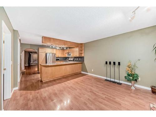 219 Coachway Road Sw, Calgary, AB - Indoor