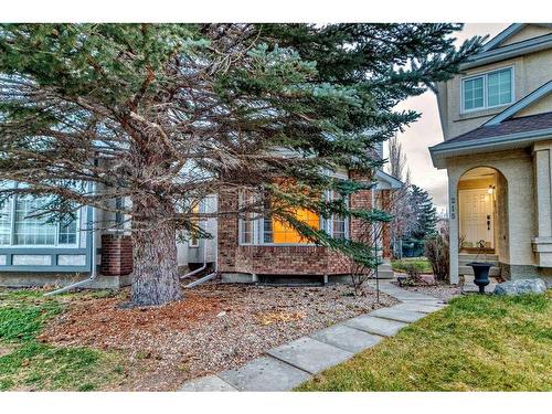 219 Coachway Road Sw, Calgary, AB - Outdoor