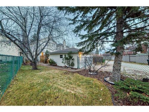 219 Coachway Road Sw, Calgary, AB - Outdoor