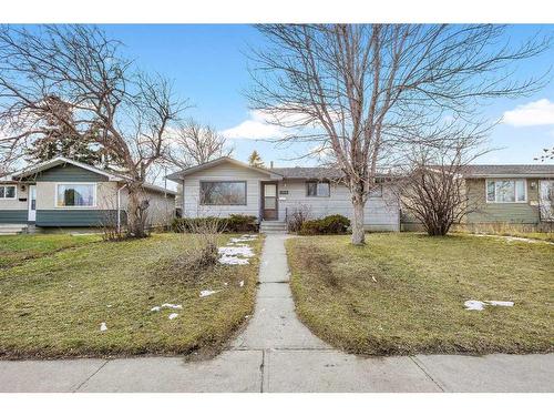 1515 43 Street Se, Calgary, AB - Outdoor With Facade