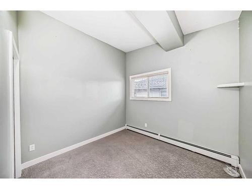 4-1622 28 Avenue Sw, Calgary, AB - Indoor Photo Showing Other Room