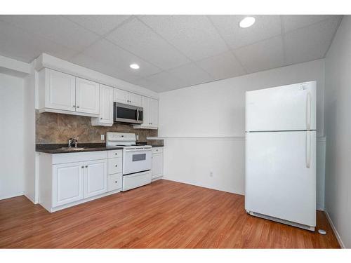 298 Arbour Crest Drive Nw, Calgary, AB - Indoor Photo Showing Kitchen