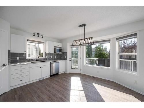 298 Arbour Crest Drive Nw, Calgary, AB - Indoor Photo Showing Kitchen