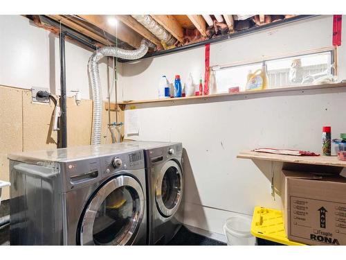 34-3032 Rundleson Road Ne, Calgary, AB - Indoor Photo Showing Laundry Room