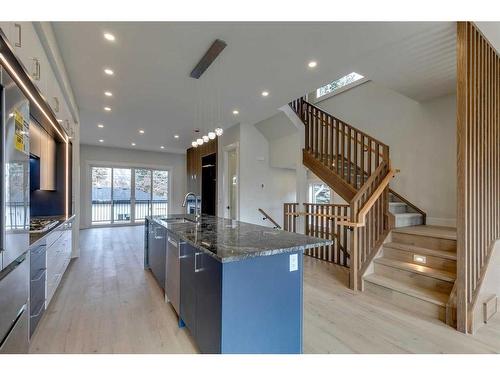 2430 26 Avenue Nw, Calgary, AB - Indoor Photo Showing Kitchen With Upgraded Kitchen