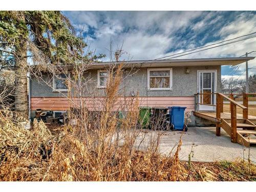 11 Beaupre Crescent Nw, Calgary, AB - Outdoor