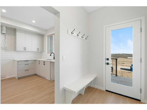 440 Tekarra Drive Nw, Calgary, AB - Indoor Photo Showing Kitchen