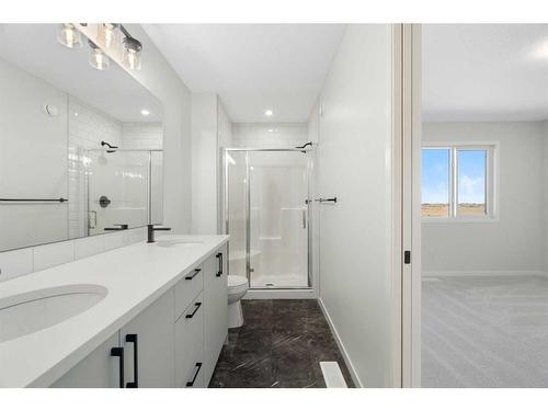 440 Tekarra Drive Nw, Calgary, AB - Indoor Photo Showing Bathroom