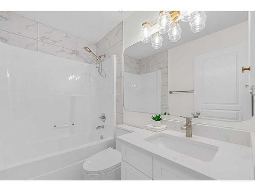 109 Mt. Douglas Green Se, Calgary, AB - Indoor Photo Showing Bathroom