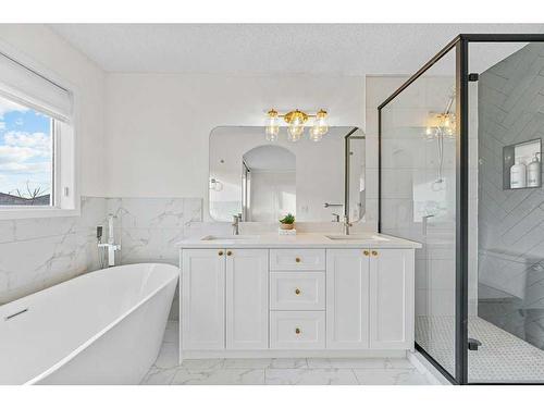 109 Mt. Douglas Green Se, Calgary, AB - Indoor Photo Showing Bathroom