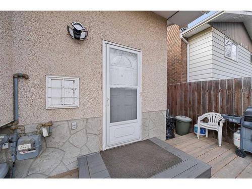 7952 Huntwick Crescent Ne, Calgary, AB - Outdoor With Exterior