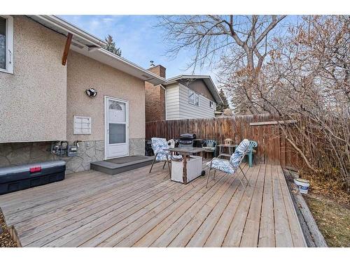 7952 Huntwick Crescent Ne, Calgary, AB - Outdoor With Deck Patio Veranda With Exterior