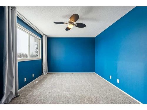 115 Pineson Place Ne, Calgary, AB - Indoor Photo Showing Other Room