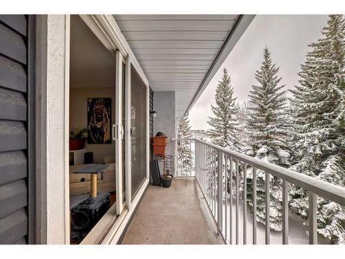 404A-5601 Dalton Drive Nw, Calgary, AB - Outdoor With Balcony With Exterior