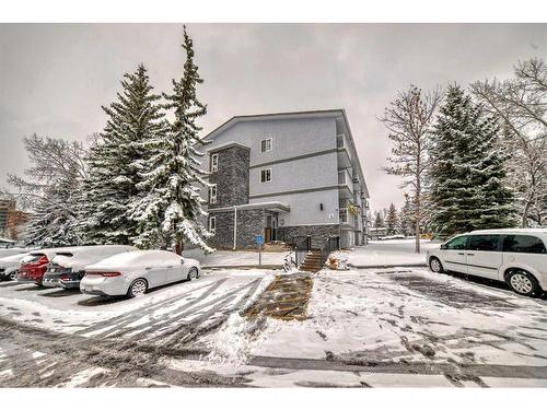 404A-5601 Dalton Drive Nw, Calgary, AB - Outdoor