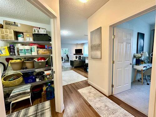 118-126 14 Avenue Sw, Calgary, AB - Indoor Photo Showing Other Room