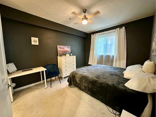 118-126 14 Avenue Sw, Calgary, AB - Indoor Photo Showing Bedroom