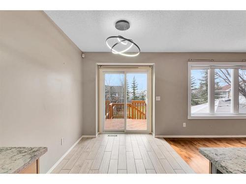 160 Aspen Mews, Strathmore, AB - Indoor Photo Showing Other Room