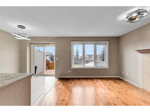 160 Aspen Mews, Strathmore, AB - Indoor Photo Showing Other Room